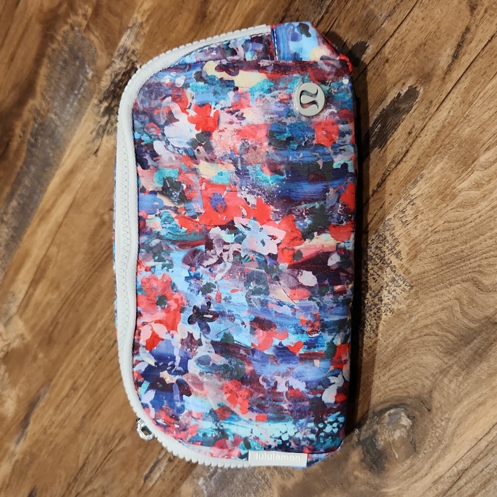 Lululemon belt bag 💫SOLD OUT COLOR!💫